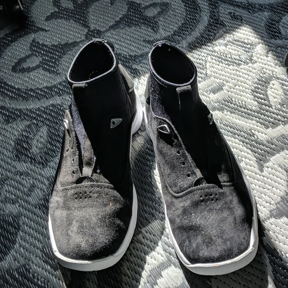 Nike Hyperdunk Lux Low